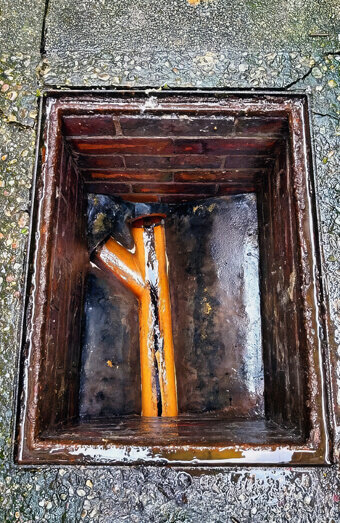 https://blockeddrainswestperth.com.au/uploads/2025/07/hero-blocked-sewers-39472.jpg